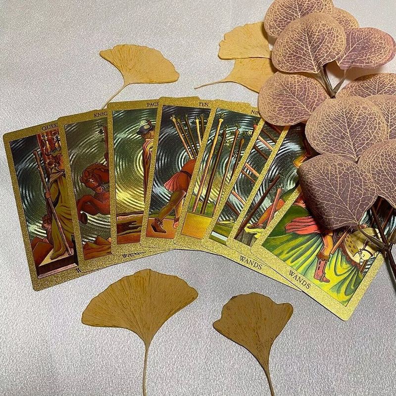Карты Таро Золотое Таро Уэйта ("Gold Foil Tarot") Карты Таро Золотое Таро Уэйта ("Gold Foil Tarot")