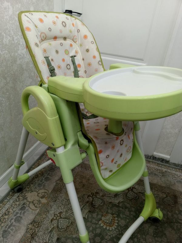 Продаётся детский стульчик для кормления
