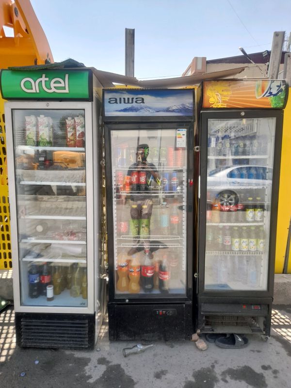 xaladelniklar sotiladi narxi 400$ kilishamiz xaladelniklar sotiladi narxi 400$ kilishamiz