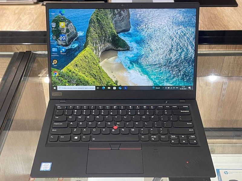 Lenovo ThinkPad X1 Carbon Gen 6 Core i7-8550U ram 16 ssd 256