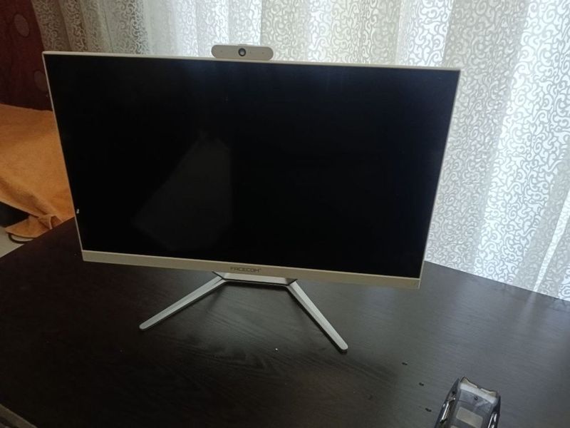 Monoblock kompyuter FACECOM