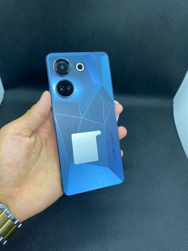 Tecno comon 20 pro Tecno comon 20 pro
