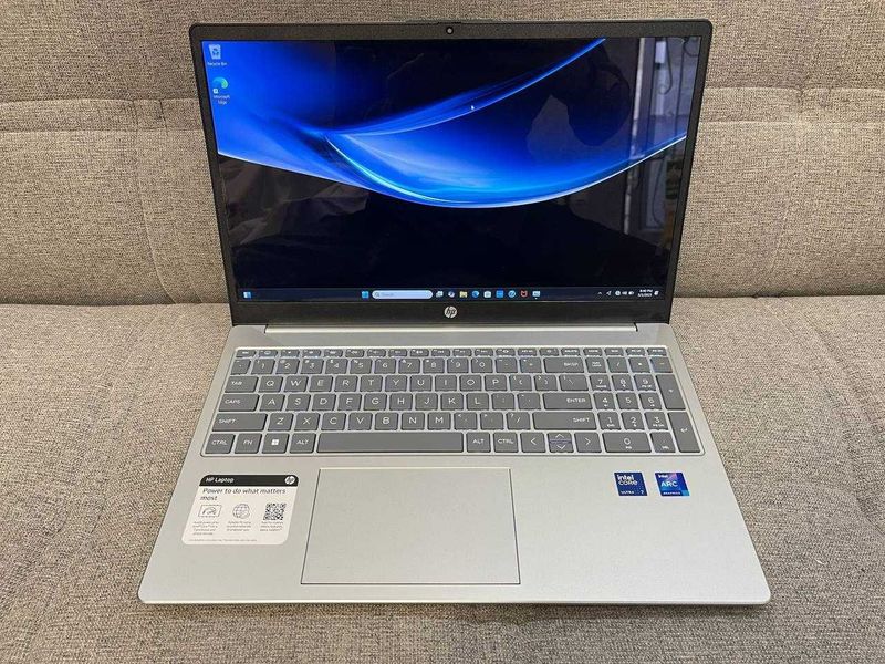 Сенсорный HP Laptop 15 / Ultra 7 155H (22 ЯДЕР) AI / 16Gb DDR5 / 512GB Сенсорный HP Laptop 15 / Ultra 7 155H (22 ЯДЕР) AI / 16Gb DDR5 / 512GB
