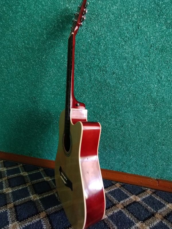 Akustik gitara razmeri 40
