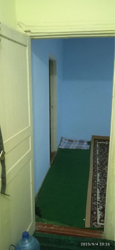 holati yaxwi uy srochna sotiladi narxini kelishamiz oladiganla tel qis