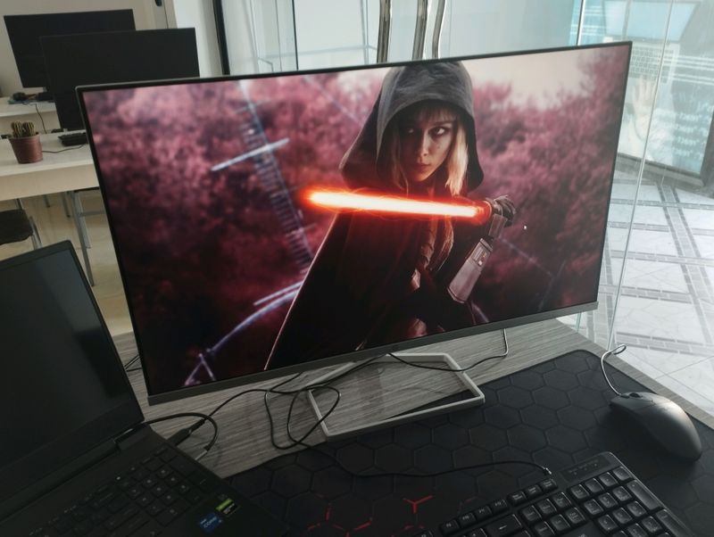 Monitor HP M27fw — 27" FHD IPS Monitor HP M27fw — 27" FHD IPS