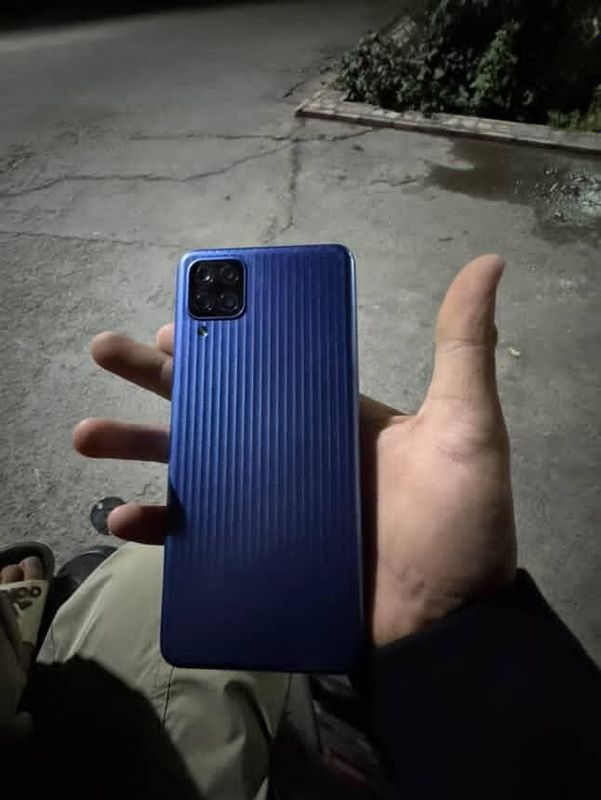 samsung M12  4/64