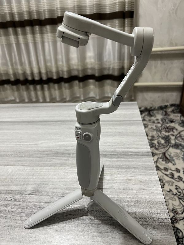 Stablizator Q4.