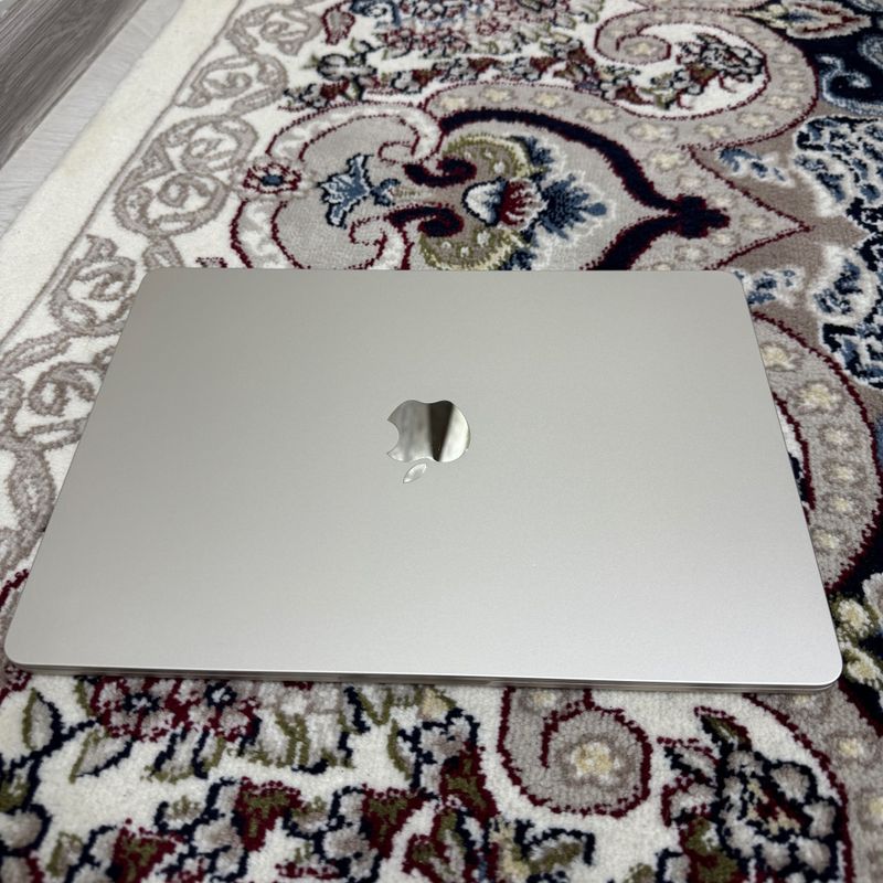 Macbook Air 13 M2 8/256gb Macbook Air 13 M2 8/256gb