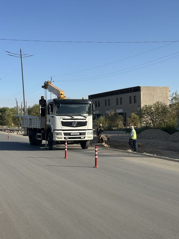 Manipulyator 7tonalik borti 6.40-2.40 xolati yaxshi yili 2022 yil Manipulyator 7tonalik borti 6.40-2.40 xolati yaxshi yili 2022 yil