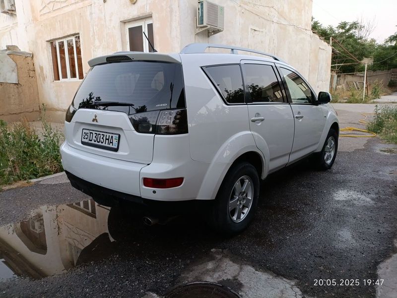 Mitsubishi outlander Mitsubishi outlander