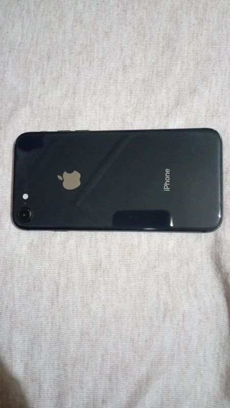 Iphone 8 128gb holati yaxshi