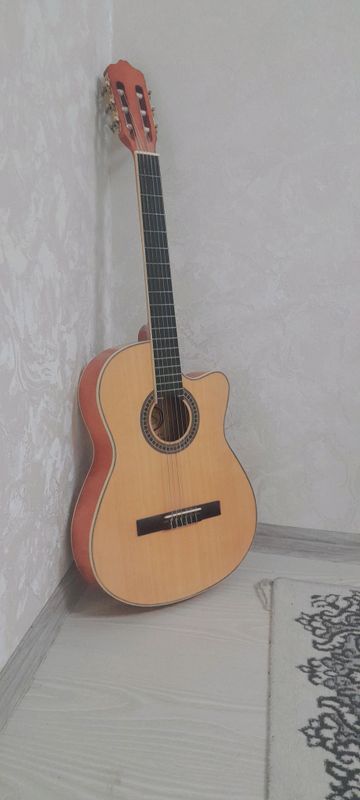 Gitara