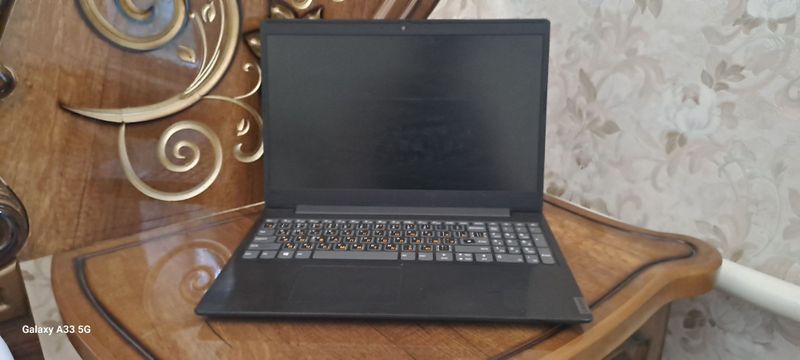 Lenovo C i3 8pakaleniya, 1 tr xotira, ssd m2 128, usileni qilingan