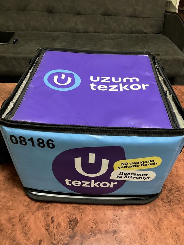 Uzum dastavka sumkasi yangi kiyimi bn Uzum dastavka sumkasi yangi kiyimi bn