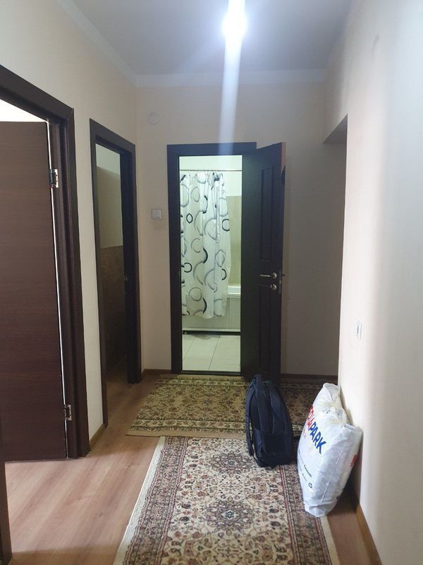 Сергили 8 худуд 2 хона 350$ оилага берилади Сергили 8 худуд 2 хона 350$ оилага берилади