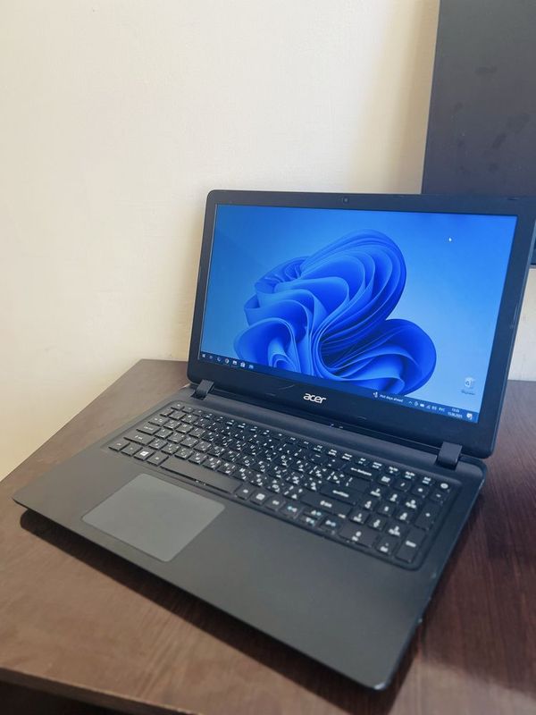 Acer Core i3. 6 avlod Acer Core i3. 6 avlod