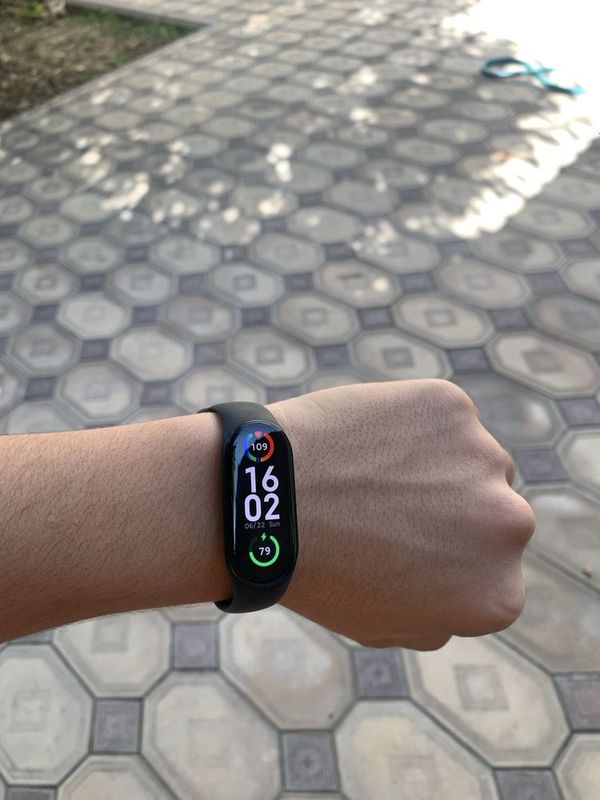 MI band 7 pochti yengi MI band 7 pochti yengi