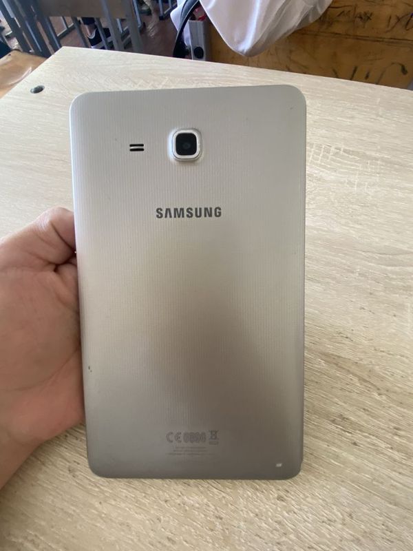 Samsung galaxy tab a 8 gb Samsung galaxy tab a 8 gb