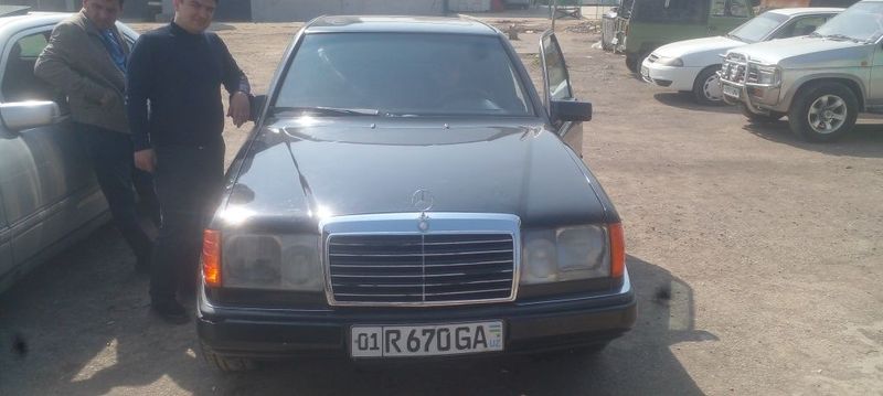 Мерседес W124, Чёрного цвета