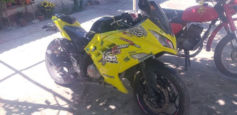 Kawasaki спортбайк Kawasaki спортбайк