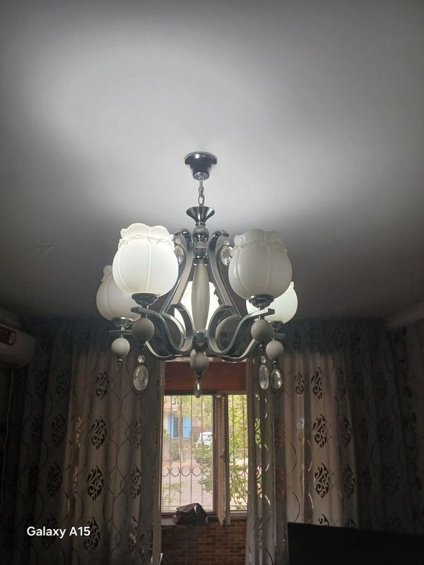 Люстра продаю сифати яхши
