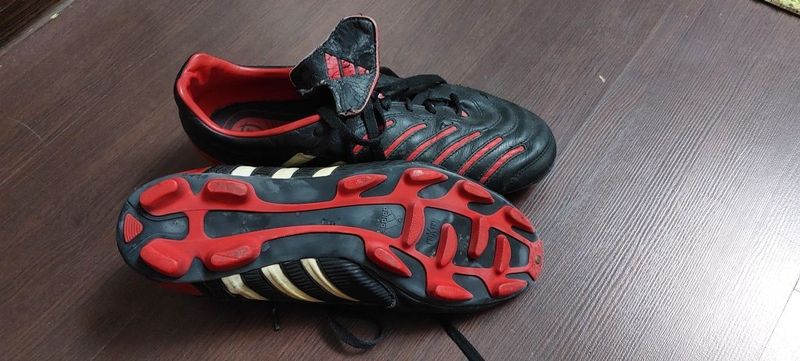 Бутсы кроссовки adidas original Бутсы кроссовки adidas original