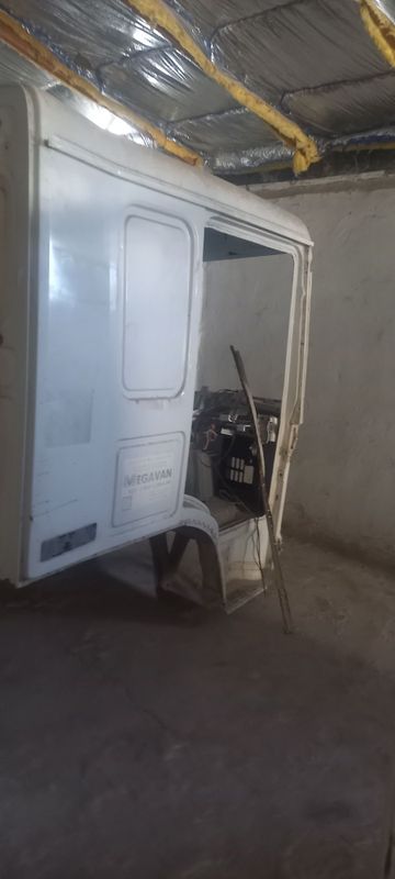 Howo samasval kabina detalga sotiladi