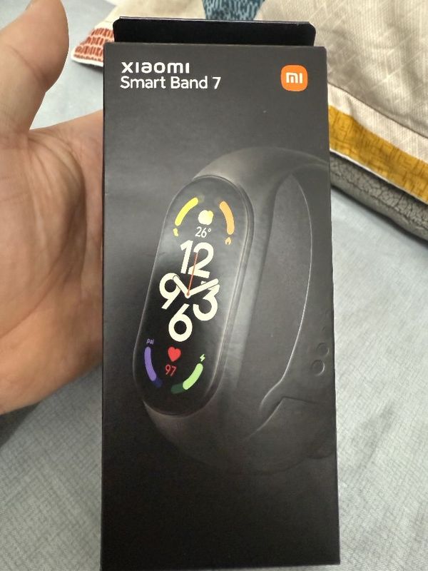 Mi band 7 в хорошем состоянии оригинал Mi band 7 в хорошем состоянии оригинал