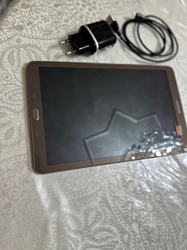Samsung Galaxy Tab E SROCHNO SOTILADI Samsung Galaxy Tab E SROCHNO SOTILADI