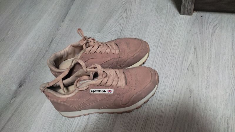 Кроссовки женские Reebok