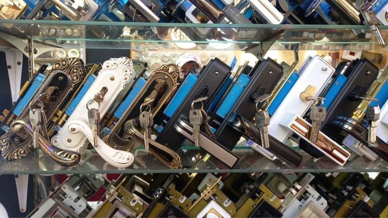 Дверные замки в широком ассортименте Дверные замки в широком ассортименте