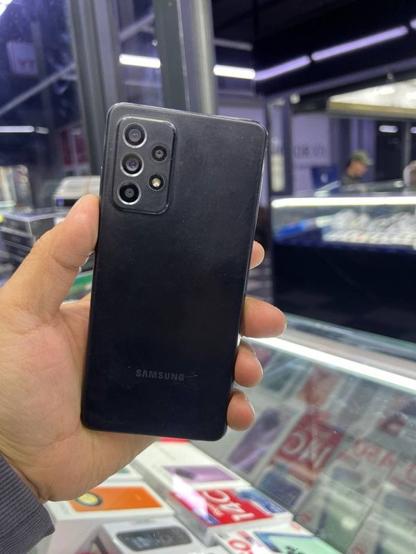 SAMSUNG A52 4G SAMSUNG A52 4G