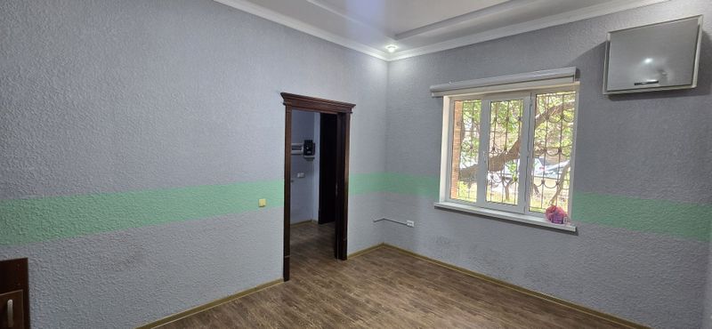 Сдается в аренду офис 140 м2, м. Горький, бузбазар Сдается в аренду офис 140 м2, м. Горький, бузбазар