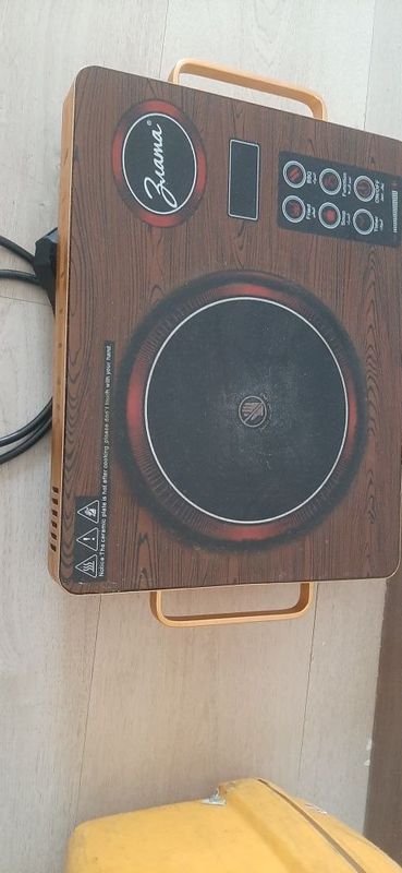 Elektron pech oshxona uchun Elektron pech oshxona uchun