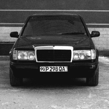 Mers w124 e300 sotiladi