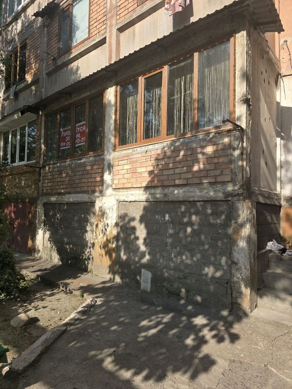 Продётся В АНГРЕНЕ Квартира 3/1/4 Продётся В АНГРЕНЕ Квартира 3/1/4