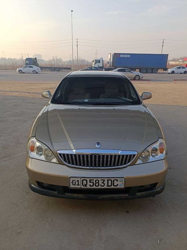 Daewoo Magnus 2000 yil