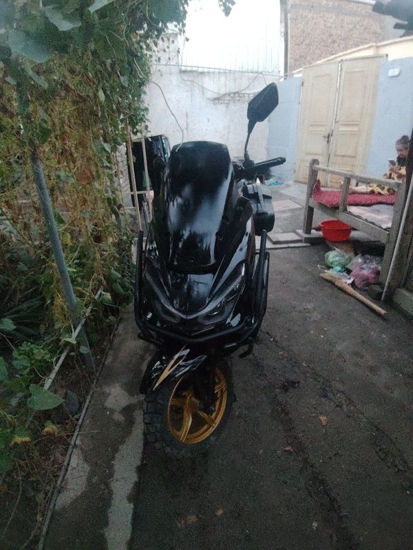 Skuter 150 Kuba arivo 700 Skuter 150 Kuba arivo 700