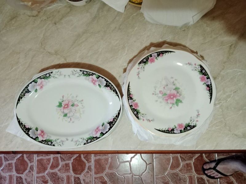 Продам тарелки новые Китай 15 шт общий Продам тарелки новые Китай 15 шт общий
