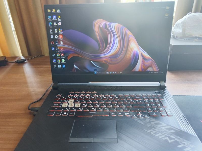 Продаю игровой ноутбук ASUS ROG Strix G712 – RTX 2060 | i7 | 17.3" 202