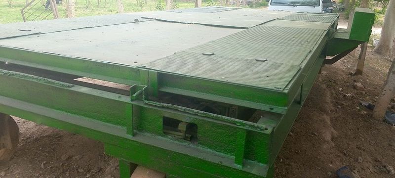 15 tonnalik tarozi sotiladi 15 tonnalik tarozi sotiladi