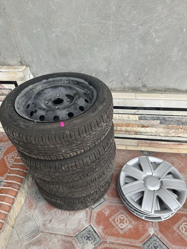 Balon diskasi kalpagi bilan R15/185/55