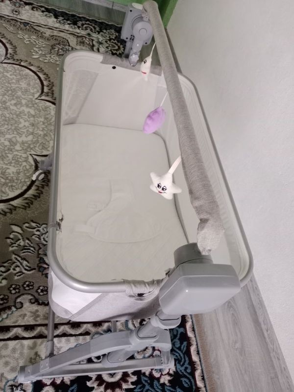 Uzi tebratadigan kiravat