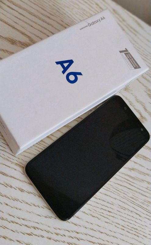 SAMSUNG A6 SAMSUNG A6