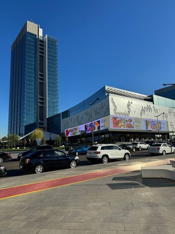 Ташкент сити Parking in Mall не жилое помещения продаётся Ташкент сити Parking in Mall не жилое помещения продаётся