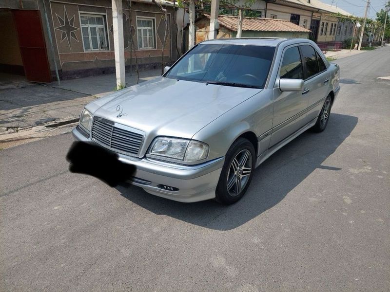 Mersedes Benz C class sotiladi. Mersedes Benz C class sotiladi.