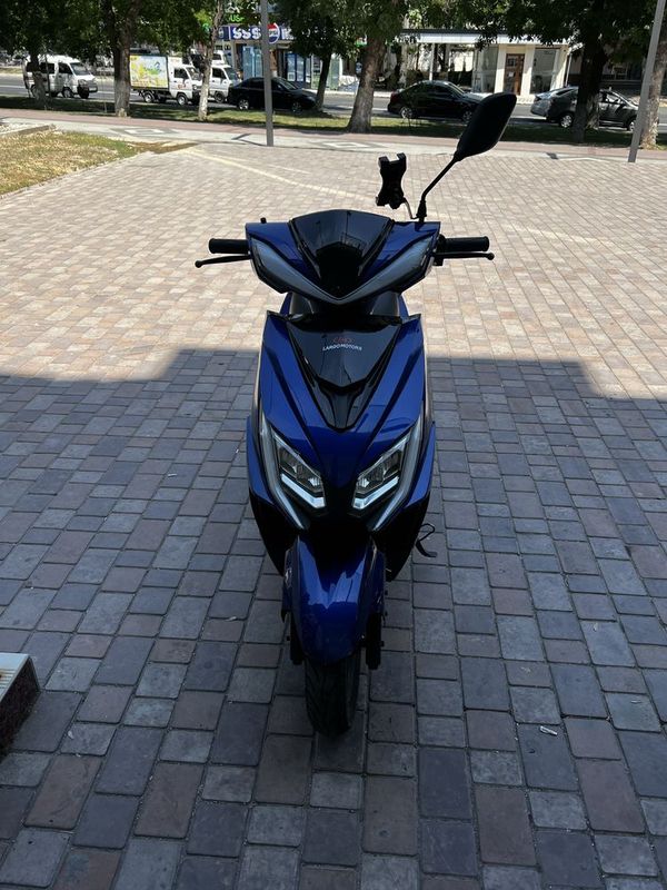 Продам скутер 150 сс Продам скутер 150 сс