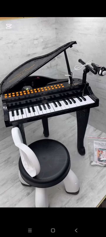 Bolalar uchun ajoyib pianino Bolalar uchun ajoyib pianino