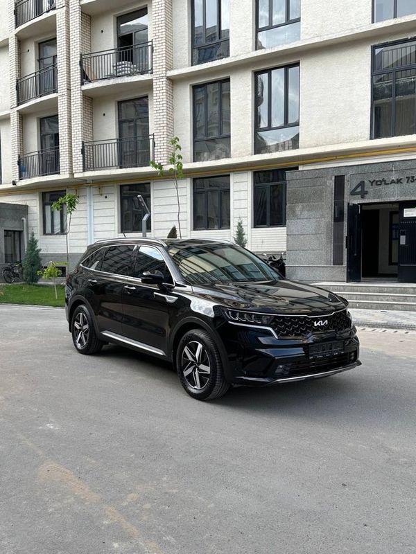 KIA SORENTO 2023 год 2,5 Атмосферный KIA SORENTO 2023 год 2,5 Атмосферный